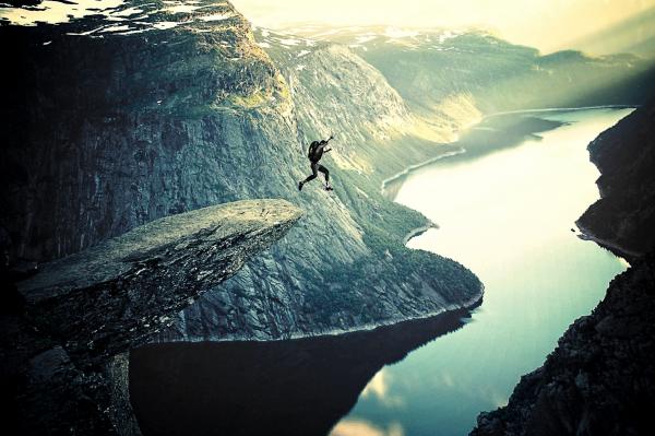 Into Thin Air - BASE Jumping