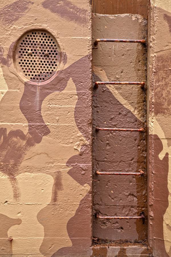Jersey Bunker Ladder - HDR