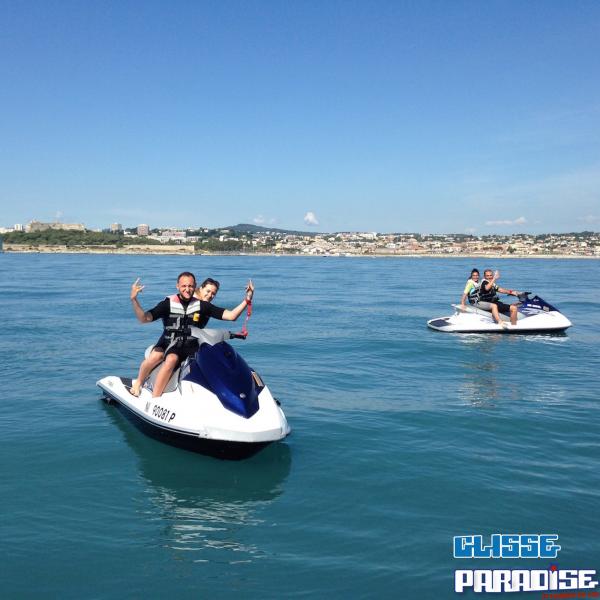 Jet ski