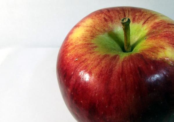 Juicy Red Apple