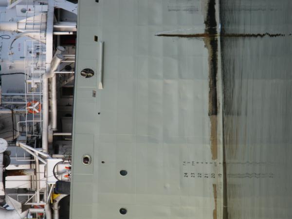 Lake freighter English River, about 7:30am, 2012 07 06 -r.jpg