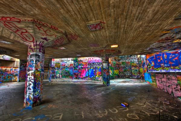London Graffiti - HDR