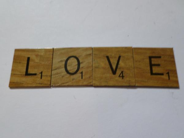 Love scrabble style tiles