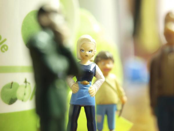 Macro toys