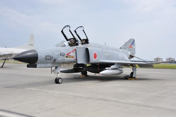 McDonnell F-4EJ kai (401) of 302 Sqn displayed at Yokota Air Base Friendship Festival 2009.