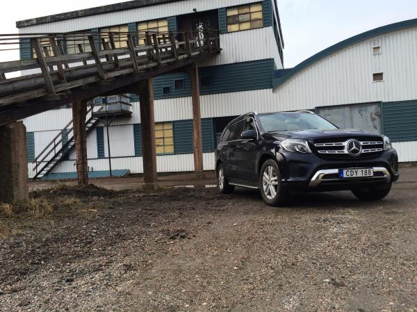 Mercedes-Benz GLS 350d | CarTestr.com