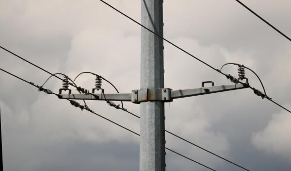 Metal Power Pole Bracket