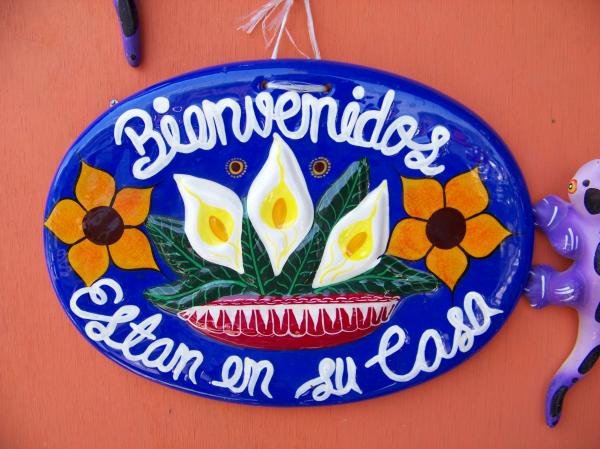 Mexican welcome sign