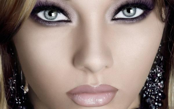 Model upclose