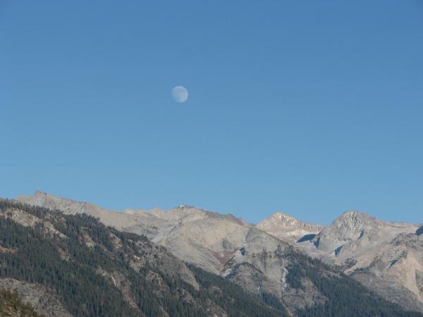 Moon Over the Mountains