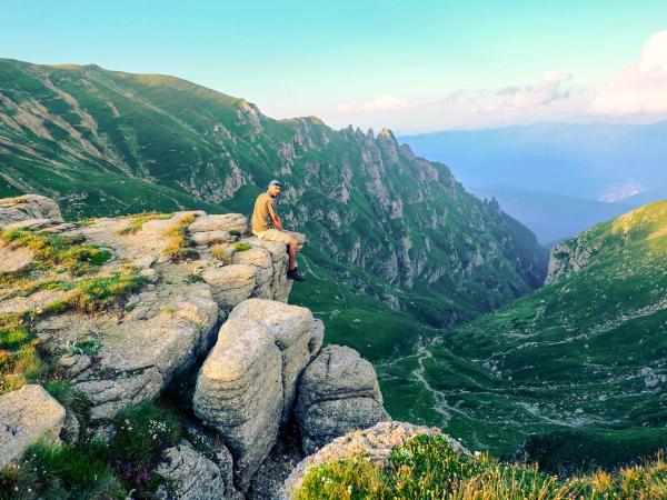Mountains View