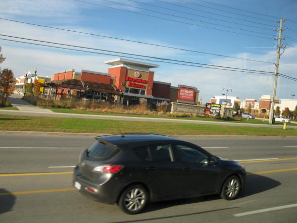 Newmarket to Union Station via GO Transit bus, 2012 10 19 (172).JPG