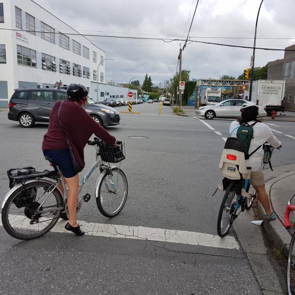 No electric bicycles in 2007, in 2016 i see at least a couple every day! yay! 20160705_082642