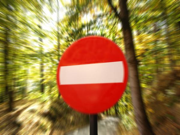 No enter danger stop very close