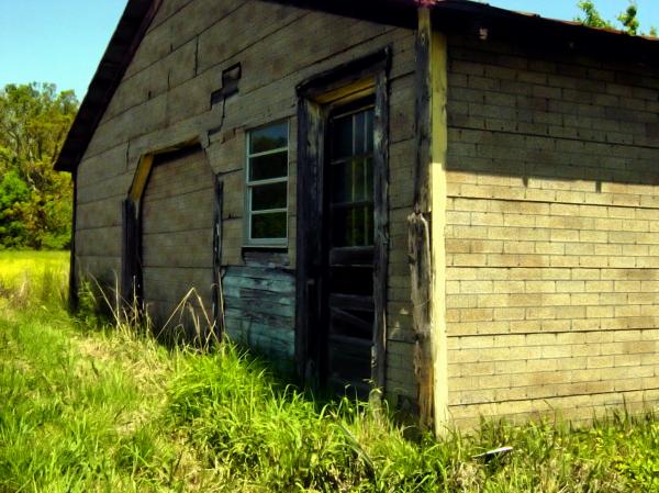 Old shed along road
