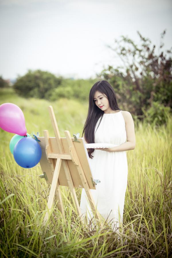 Painting in the field