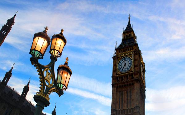 Perspective of Big Ben from Westminster