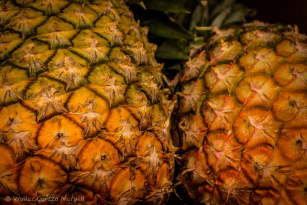 pineapple texture