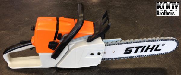 Plastic chainsaw
