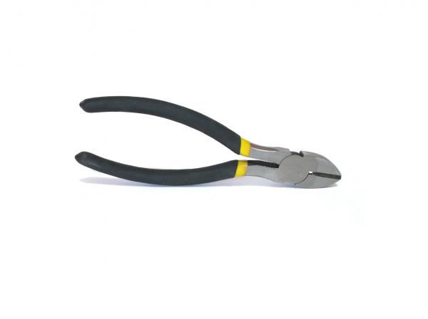Plier