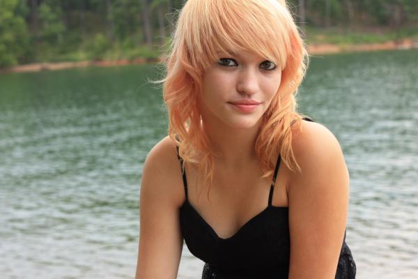 Portrait of a beautiful young woman