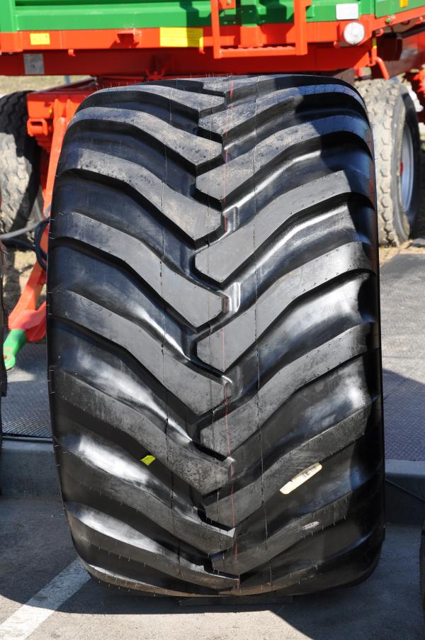 Protector of tractor tyre