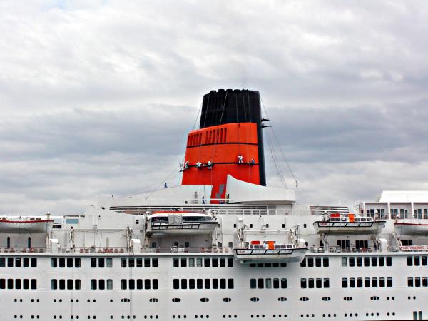 Queen Elizabeth 2