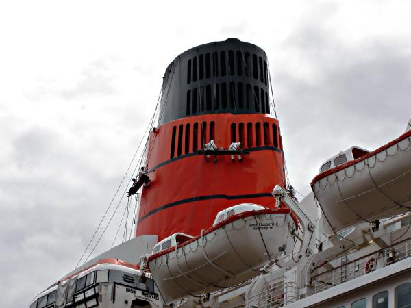 Queen Elizabeth 2