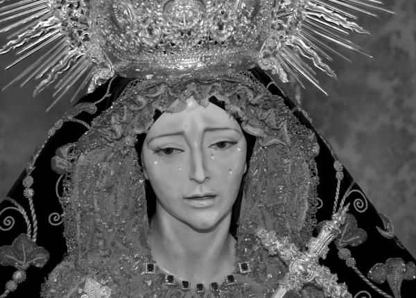 "Una espada te atravesará el alma"
