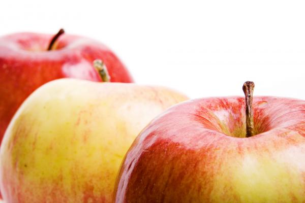 Red Apples