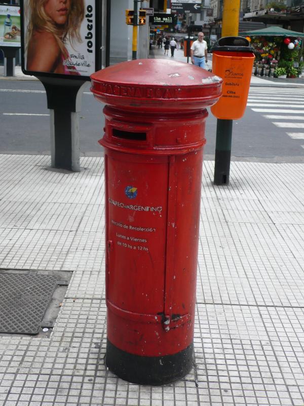 Red Mail box