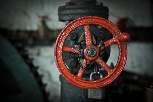 Red valve