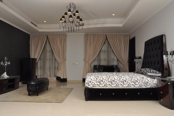 Royal Bedroom