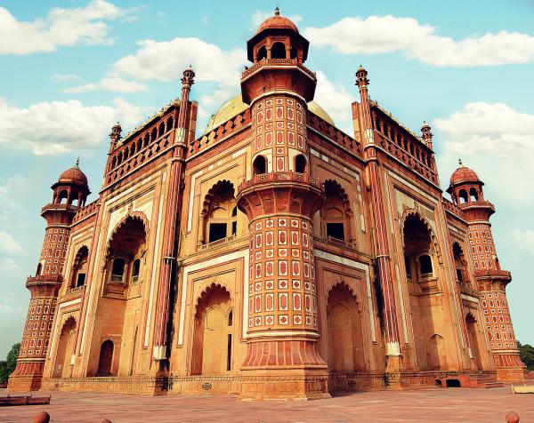 Safdar Jang Mausoleum
