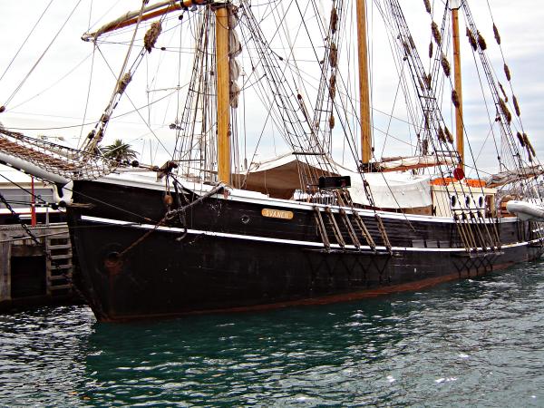 Sail boat