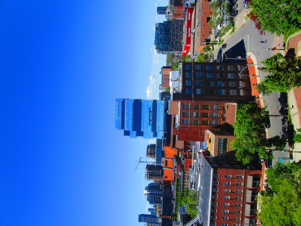 Scanning Toronto skyline D 2017 06 07 -f