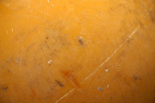 Scratched plastic