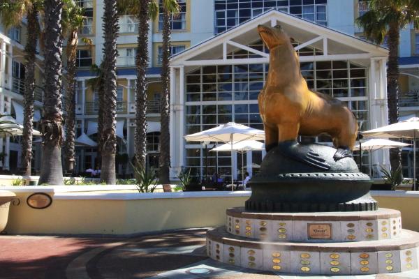 Seal statue in the court