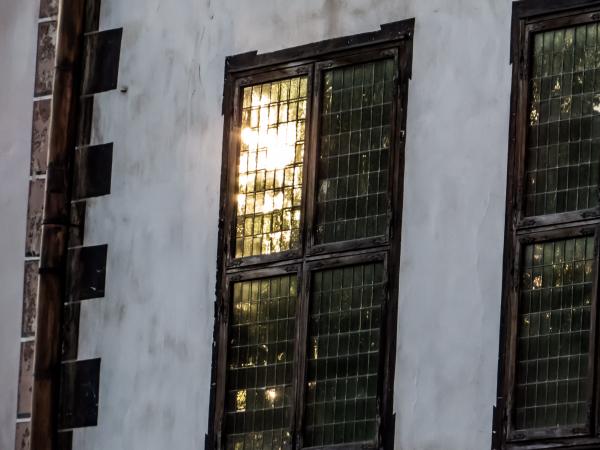 Shinny glass
