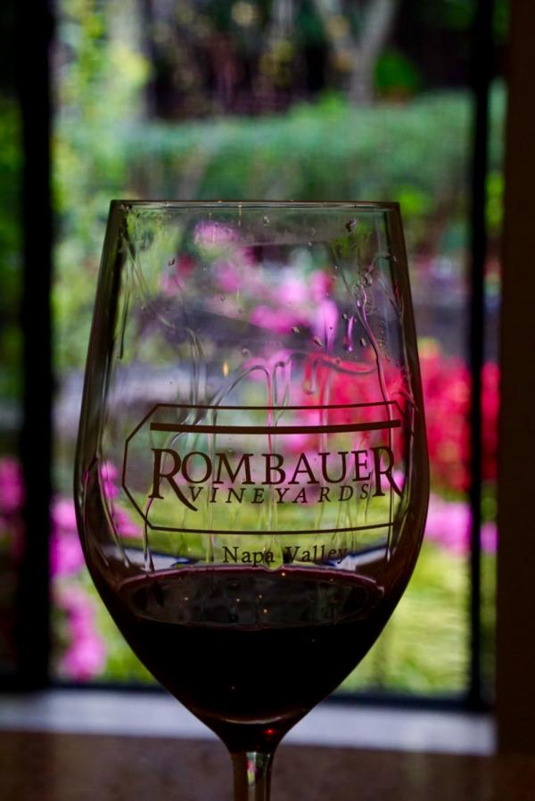 Silhouette of Wine