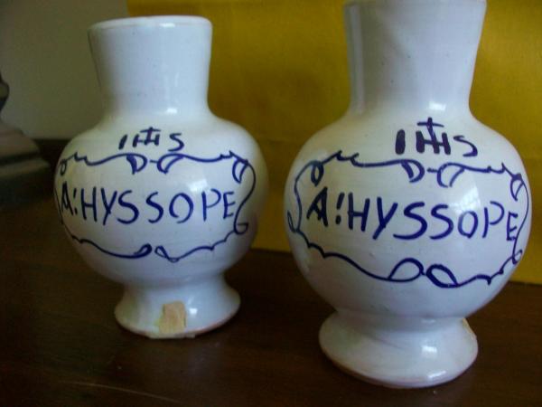 Simple Oil Containers