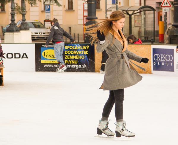 Skating or keep balance