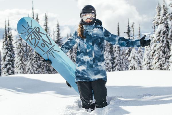 Snowboarder