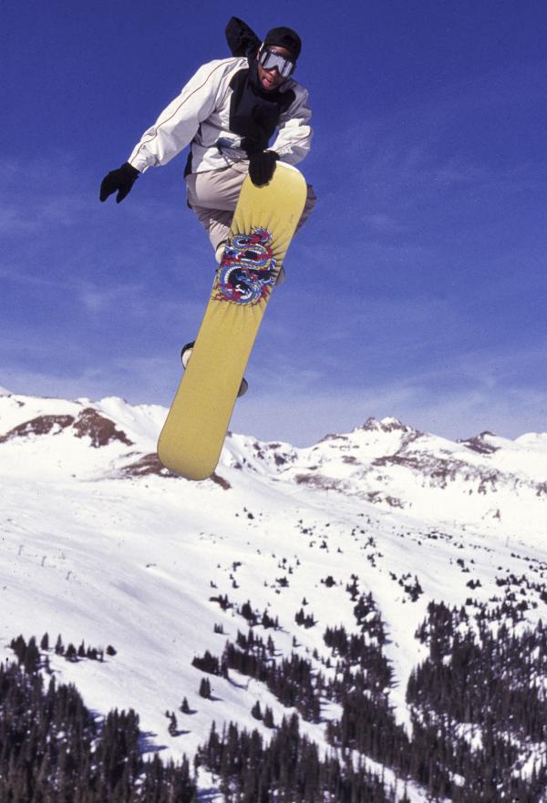 Snowboarder