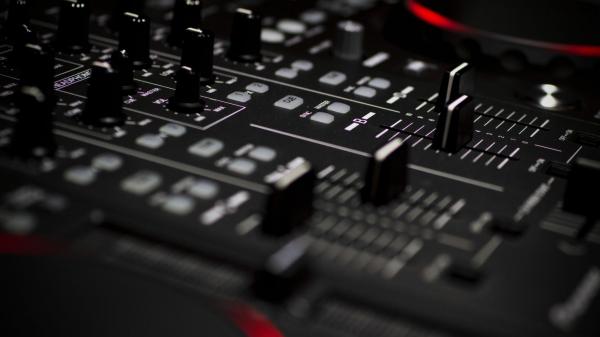 Sound controller