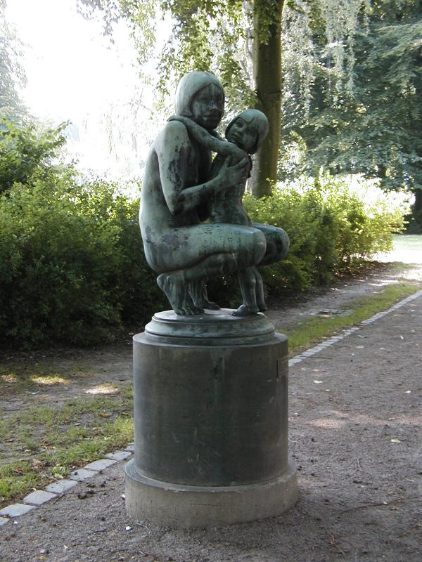 Statue