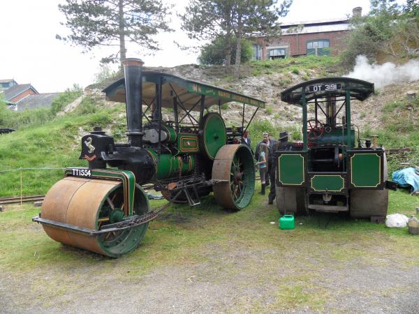 Steam traction engines
