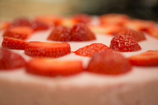 Strawberry Cake