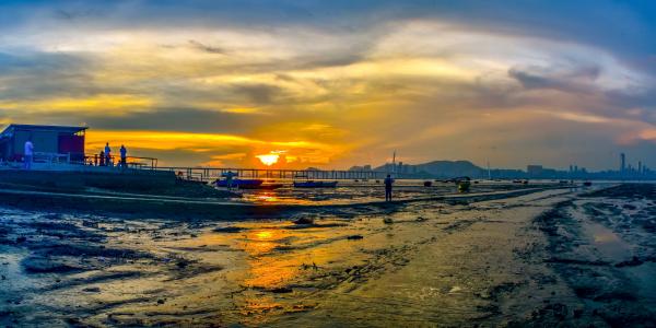 Sunset at Lau Fau Shan Hong Kong