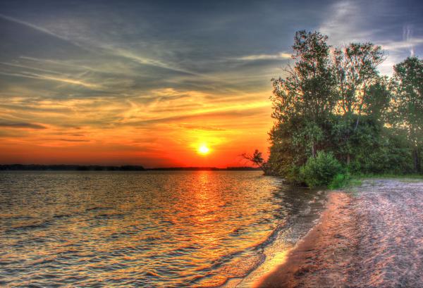 Sunset over Castle Rock lake